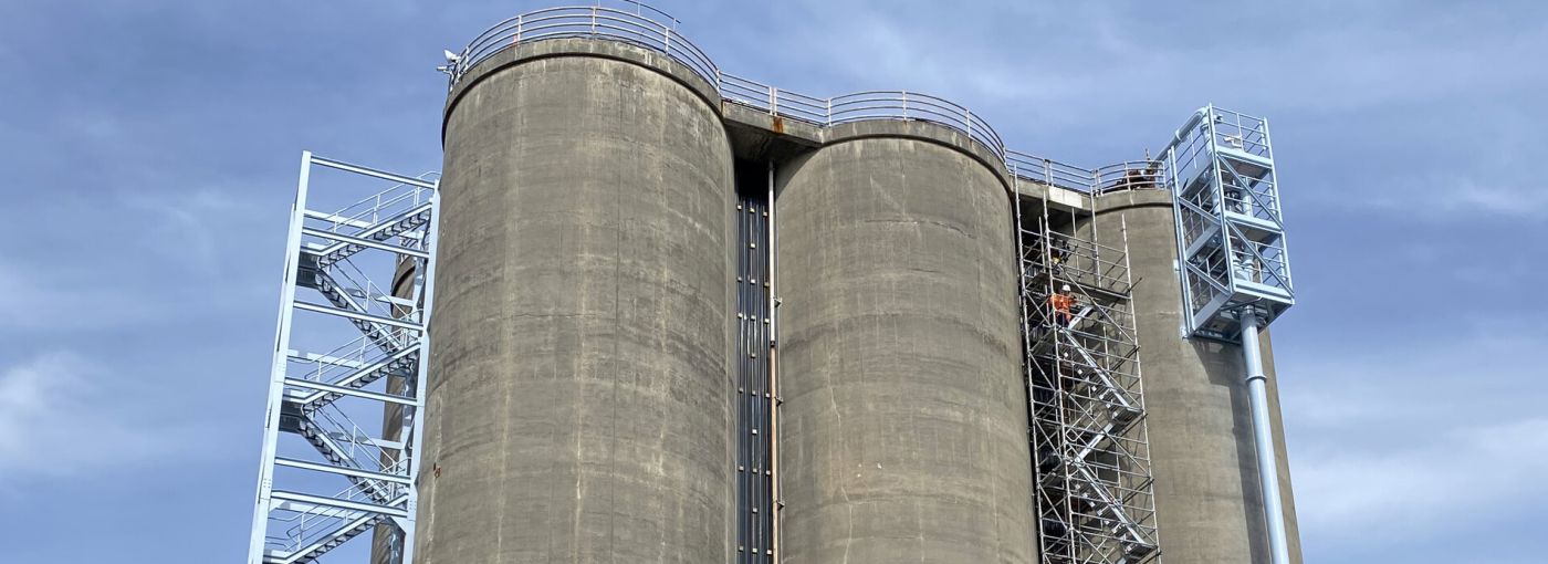Silo Cladding Silo 6 Emergency Cladding Replacement and Upgrades - McConnell Dowell