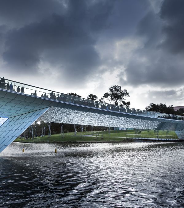 Riverbank Precinct Pedestrian Bridge